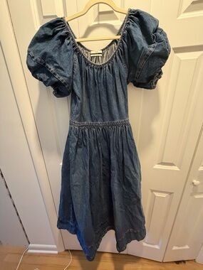 CO Puff-Sleeve Denim  Dress Medium Spring 2018